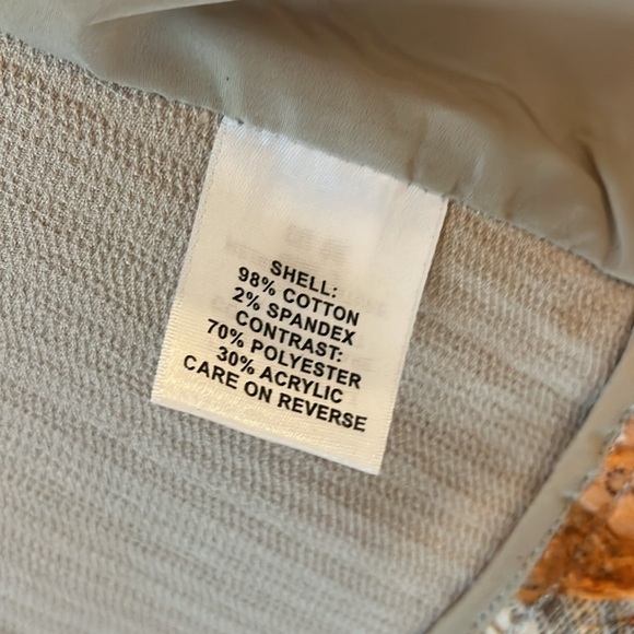 St. John jacket - Picture 3 of 8